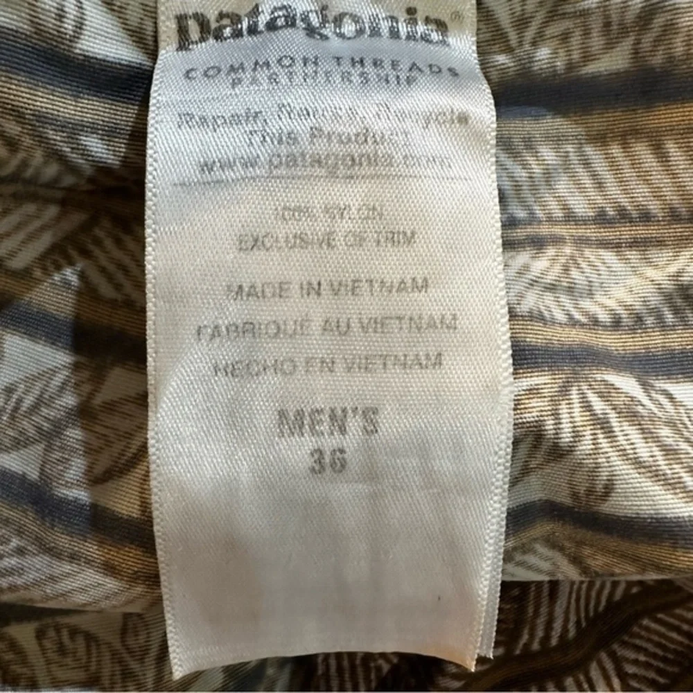 Patagonia‎ Men's Minimalist Wavefarer Board Shorts Brown Size 36